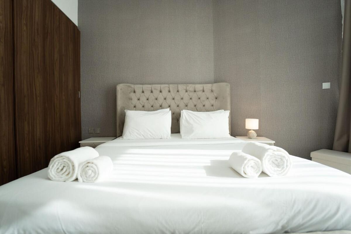 Aws Holiday Homes - Luxurious 2Br In Business Bay Ντουμπάι Εξωτερικό φωτογραφία