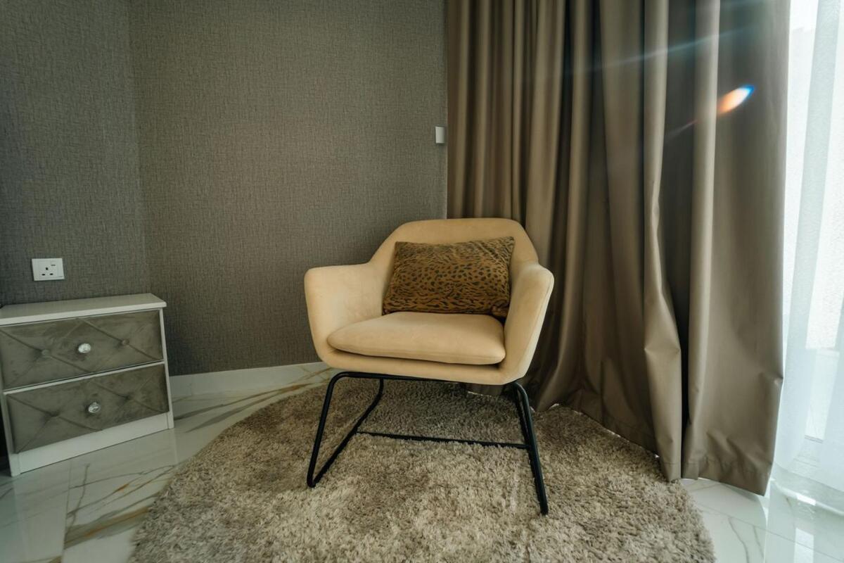 Aws Holiday Homes - Luxurious 2Br In Business Bay Ντουμπάι Εξωτερικό φωτογραφία